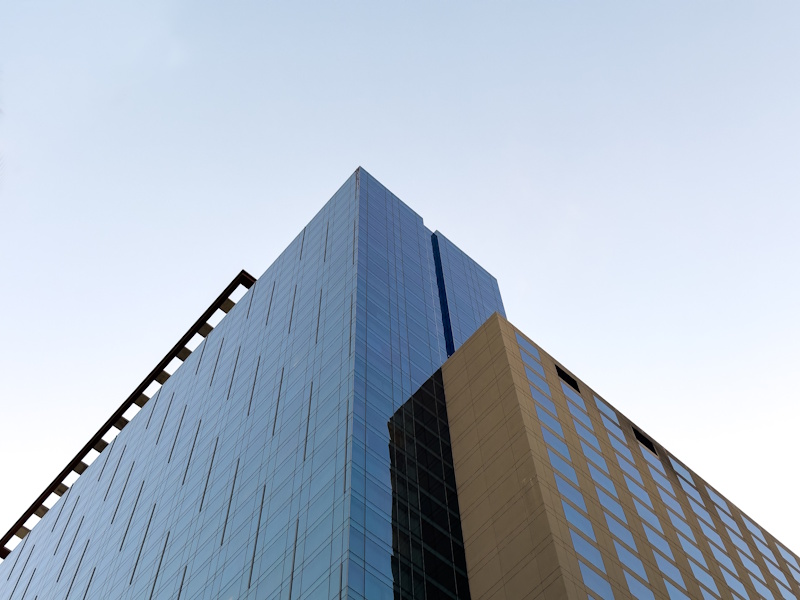 Prédios comerciais — ambiente corporativo
